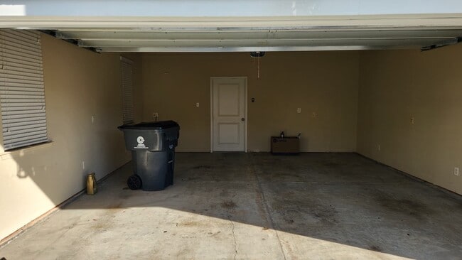 Building Photo - 114 Torpoint Rd