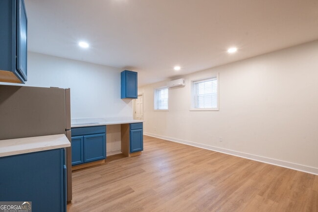 Building Photo - 2688 Benton Dr