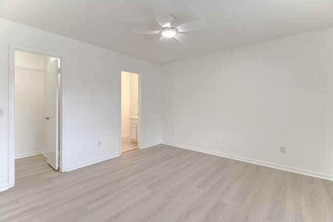 Building Photo - 3811 Doe Clearing Ct