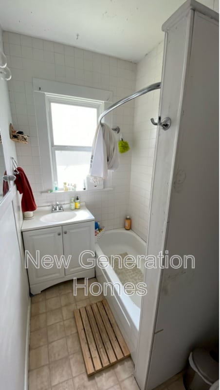 Building Photo - 412 E St Vrain St