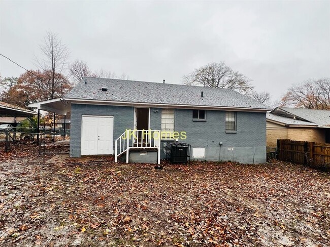 Building Photo - Newly Renovated Home For Rent!