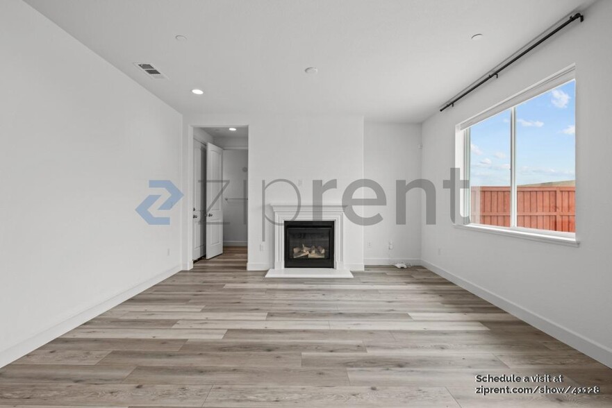 Building Photo - 4776 Opus Cir