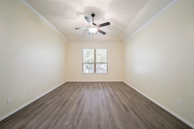 Building Photo - 126 Springshed Pl