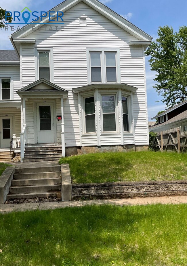 Building Photo - 226 Hudson St