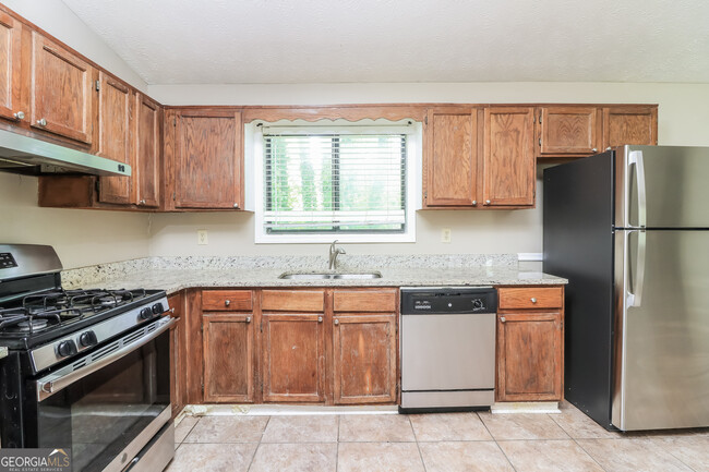 Building Photo - 2434 Wood Meadows Dr