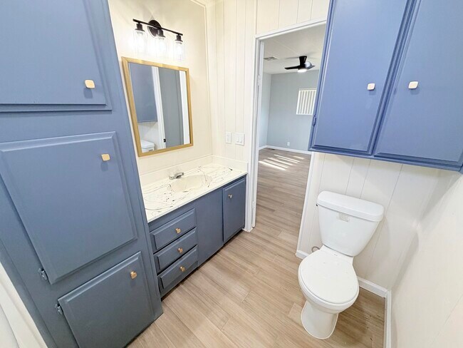 Building Photo - 64811 Thomas Ave