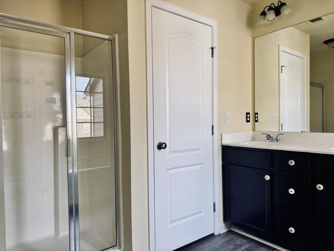 Building Photo - 6575 Story Cir