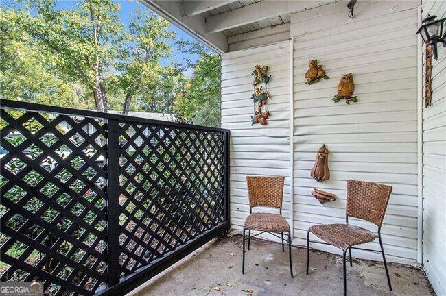 Building Photo - 3599 Woodbriar Cir