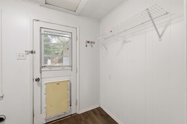 Building Photo - Cute 2/2 in Kilgore!