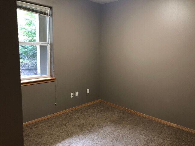 Building Photo - 3 Bed 2 Bath Condo in Bellingham near WWU
