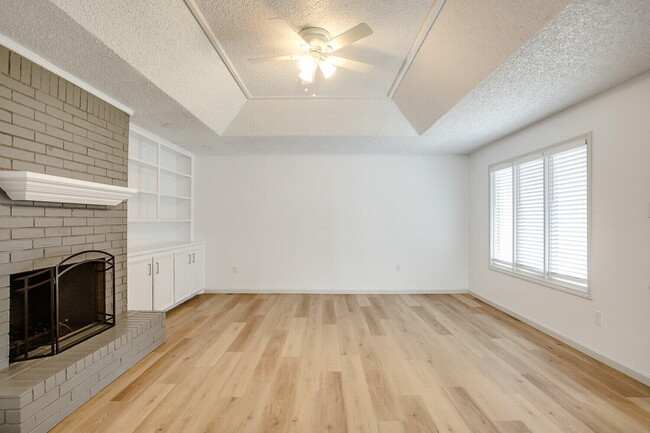 Building Photo - 4804 76th St