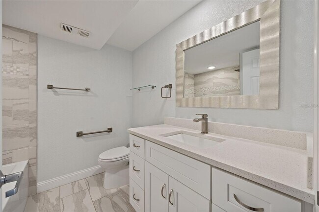 Building Photo - 4141 Bayshore Blvd