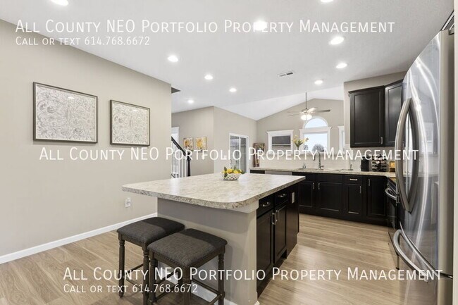 Building Photo - P1481 Channel Pl