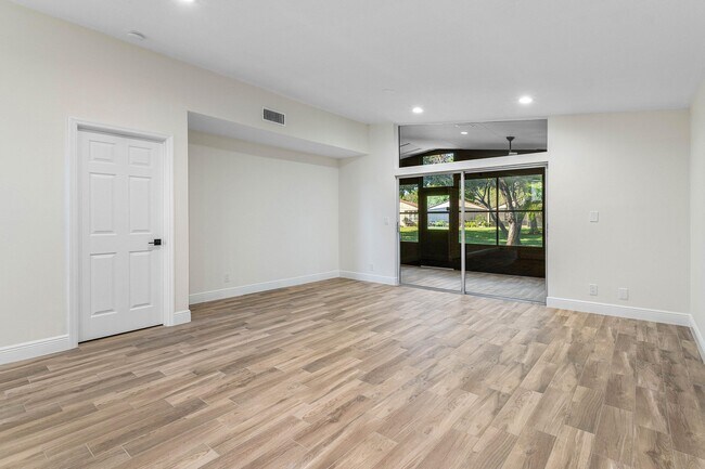 Building Photo - 22289 Timberly Dr