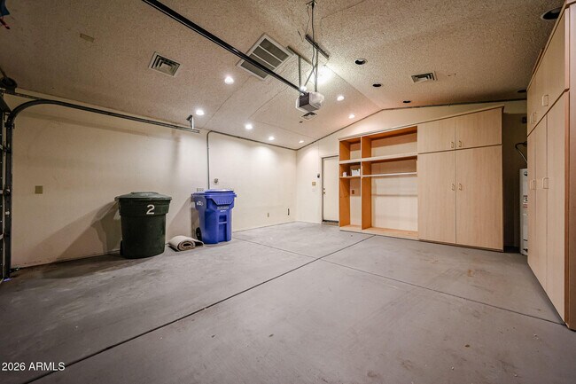 Building Photo - 3305 E Wildwood Dr