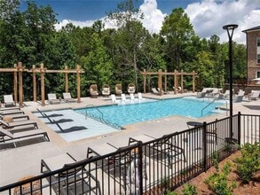 Building Photo - 1600 Ronald Reagan Blvd