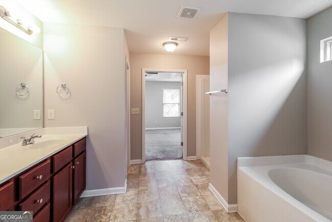 Building Photo - 2087 Juniper Ives Ct SE