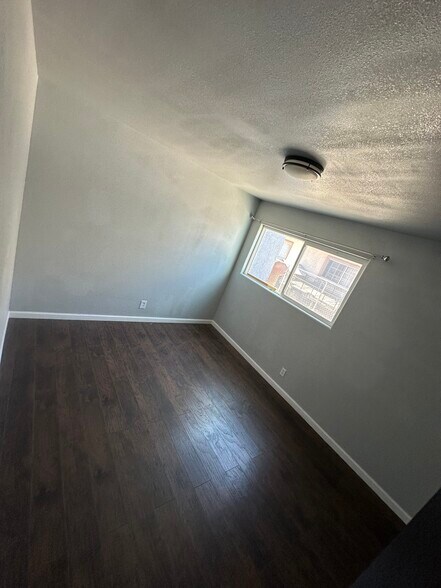 Building Photo - 506 McKellar Cir