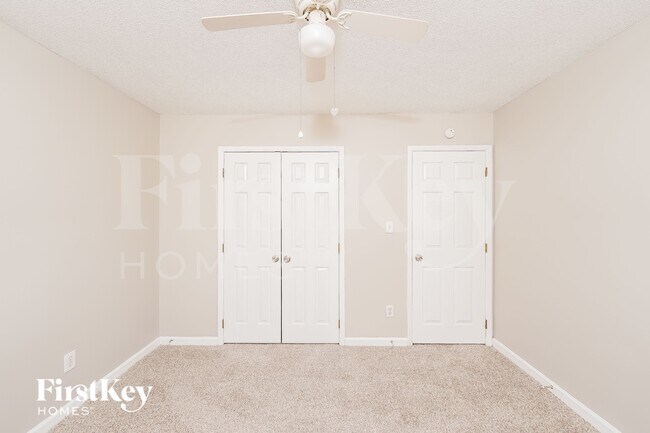 Building Photo - 6768 Crossbrook Ln