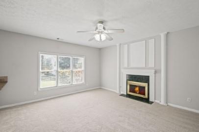 Building Photo - 10905 Pinewalk Forest Cir