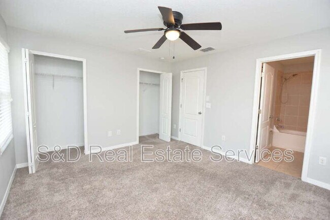 Building Photo - 4139 Shadetree Ln