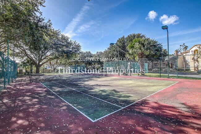 Building Photo - 11 Arbor Club Dr