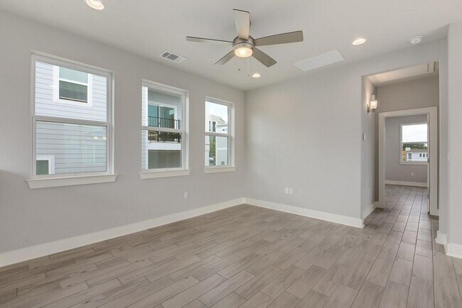 Building Photo - 2017 Warely Ln