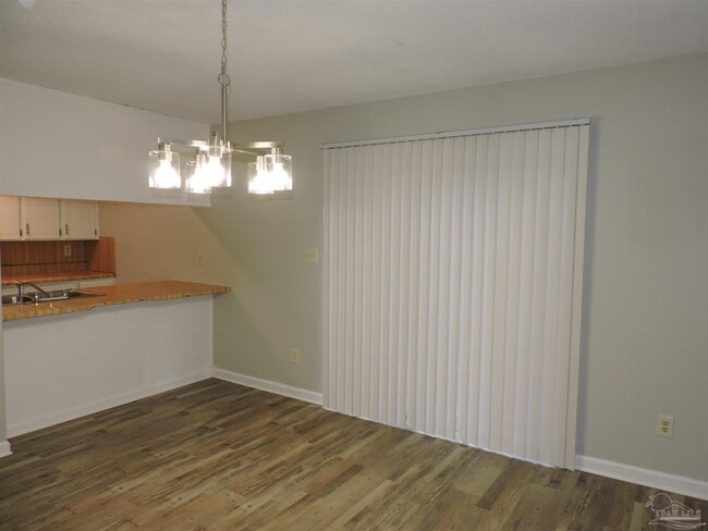 Building Photo - 1498 John Carroll Dr