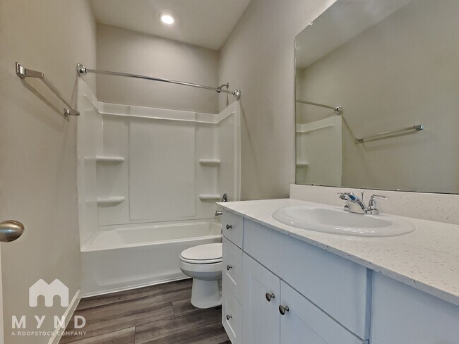 Building Photo - 1016 Lacebark Pne Ln