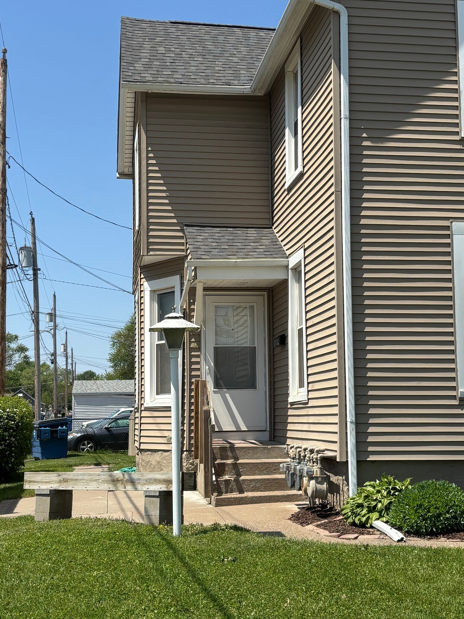 Building Photo - 118 N Pine St