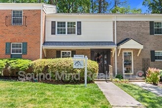 Building Photo - 6521 New Market Way