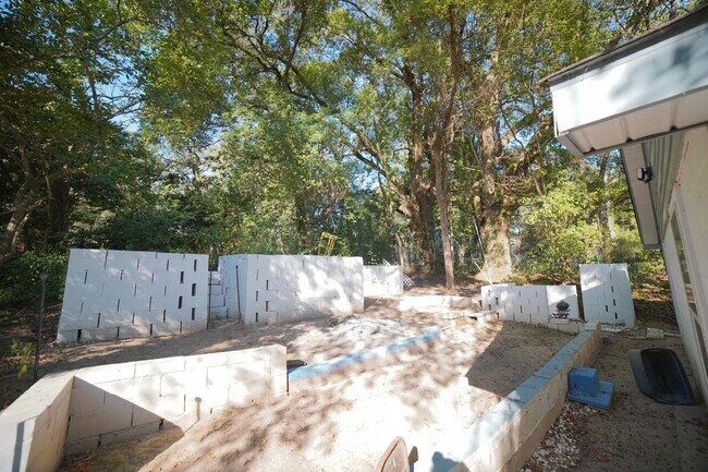 Building Photo - 1228 Alabama St