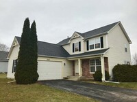 Building Photo - 2105 Aspen Dr