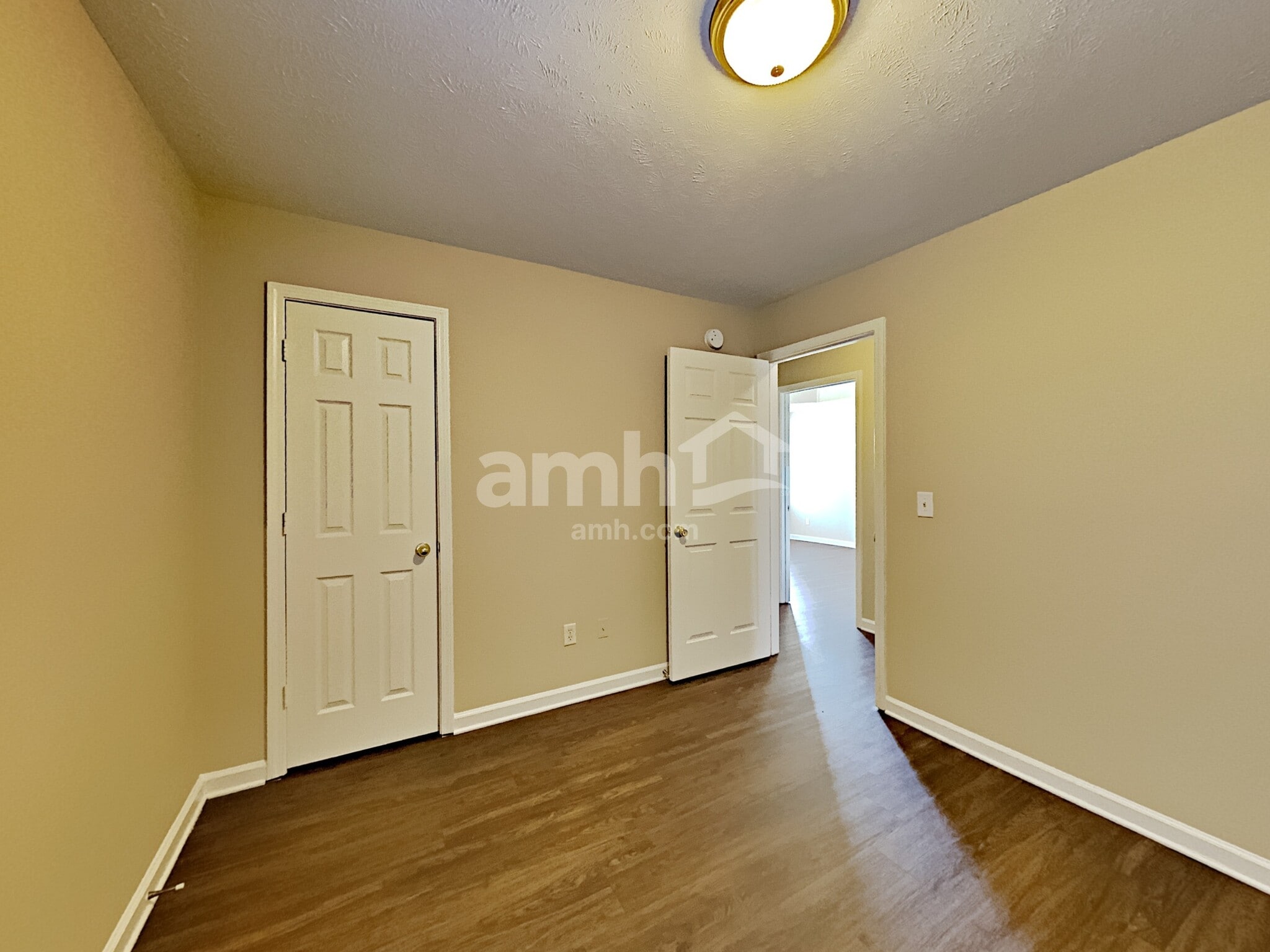 Building Photo - 1109 Benton Mason Dr