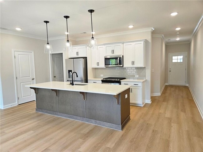 Building Photo - 125 Priestwood Ln