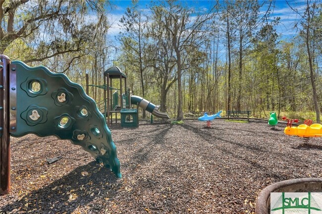 Building Photo - 68 Ainsdale Dr