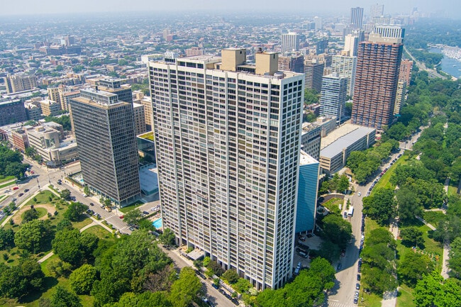 Building Photo - 2800 N Lake Shore Dr