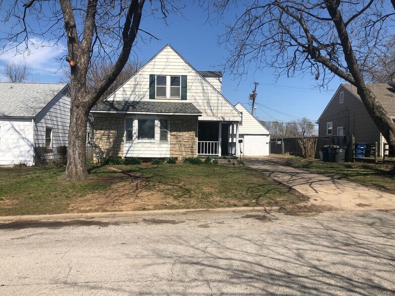 Building Photo - 3141 E Admiral Blvd