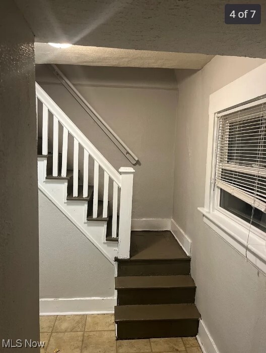 Building Photo - 1223 Atwood Ave