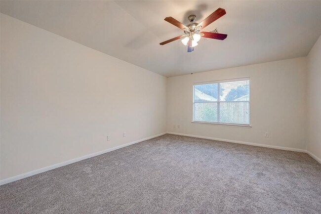 Building Photo - 1222 Hemple Dr
