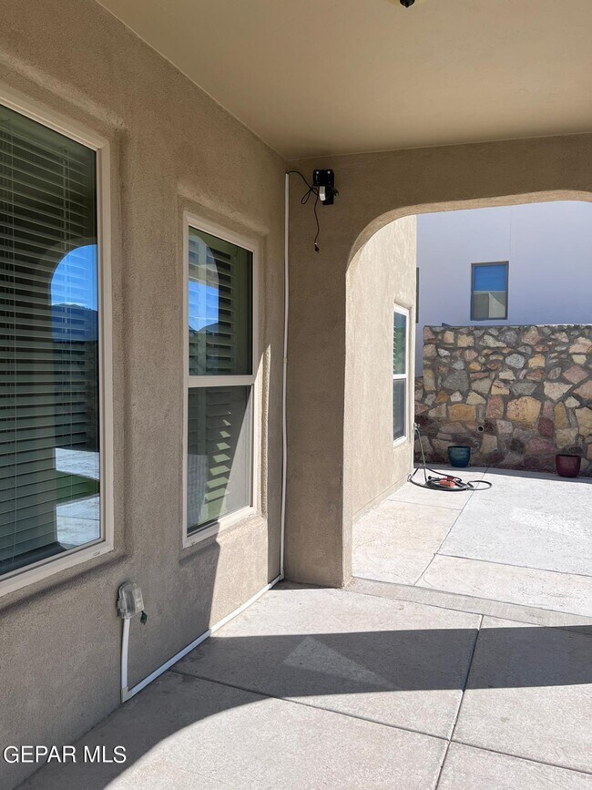 Building Photo - 7442 Wooden Nickel Dr