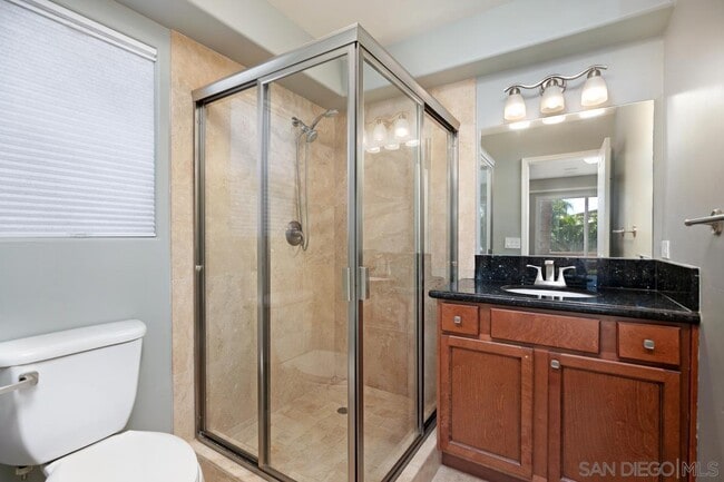 Building Photo - 3921 Oregon St