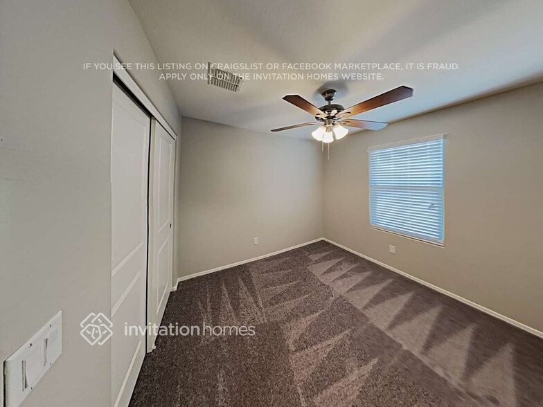 Building Photo - 16524 W Jenan Dr