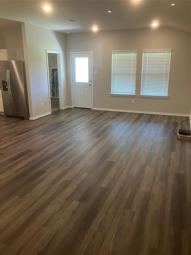 Building Photo - 232 Blanco Dr