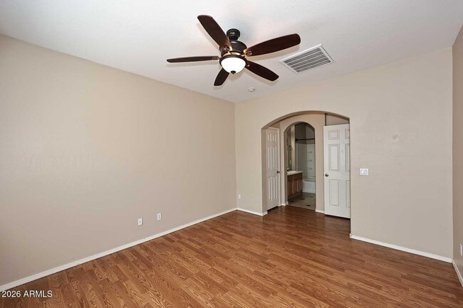 Building Photo - 14833 W Charter Oak Rd
