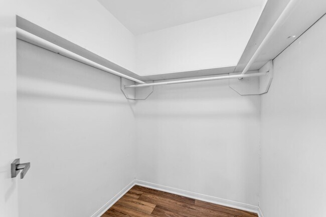 Building Photo - 8206 Willow Forest Dr