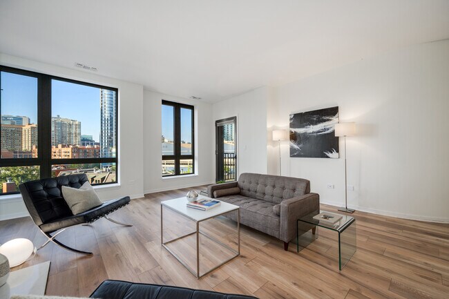 Building Photo - 400 N Clinton St