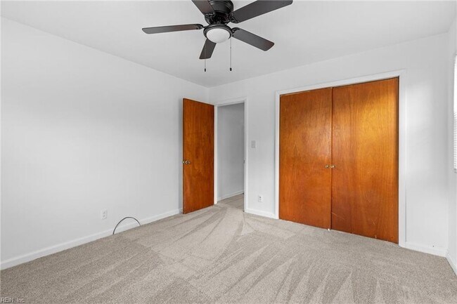 Building Photo - 4906 Johnson Ave