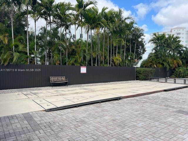 Building Photo - 250 181 Dr