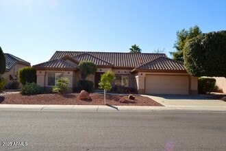 Building Photo - 15621 W Heritage Dr
